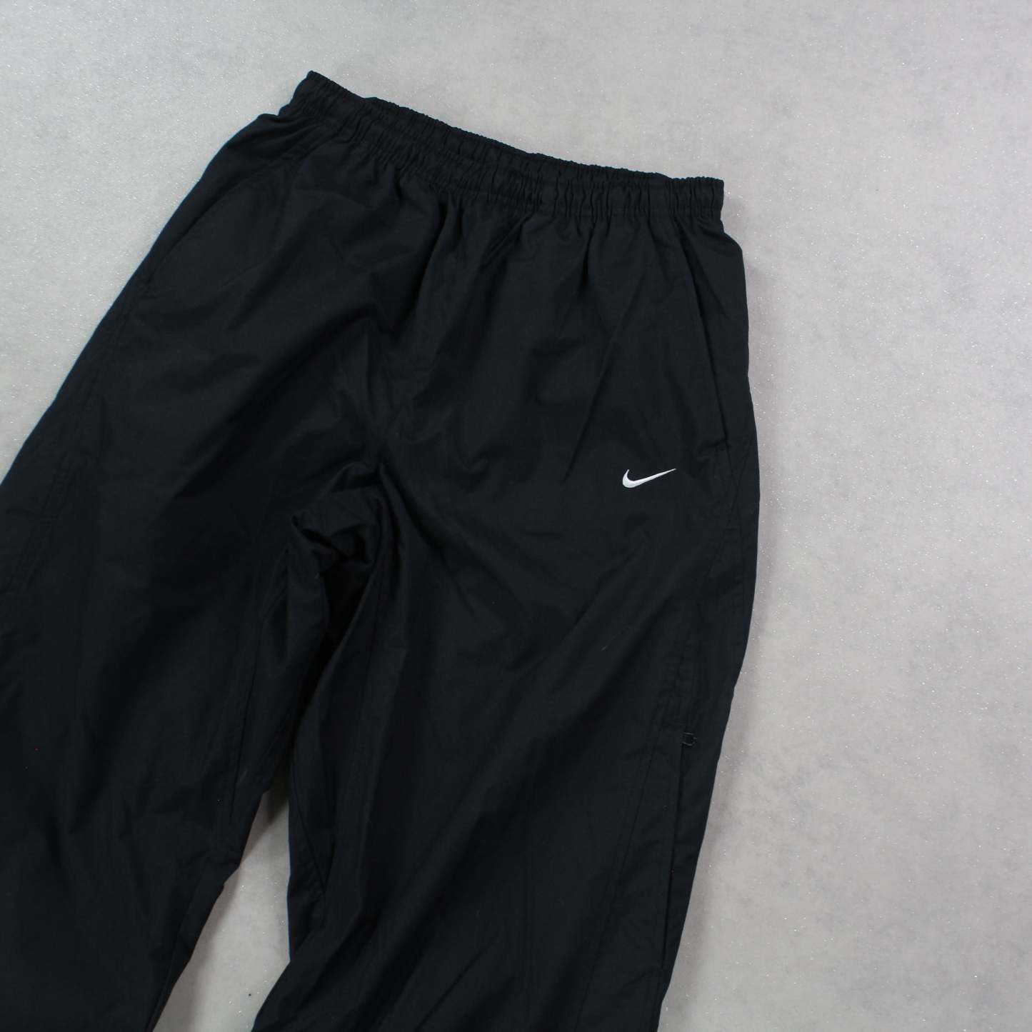 RARE 2000s Baggy Trackpants Black-Maverick