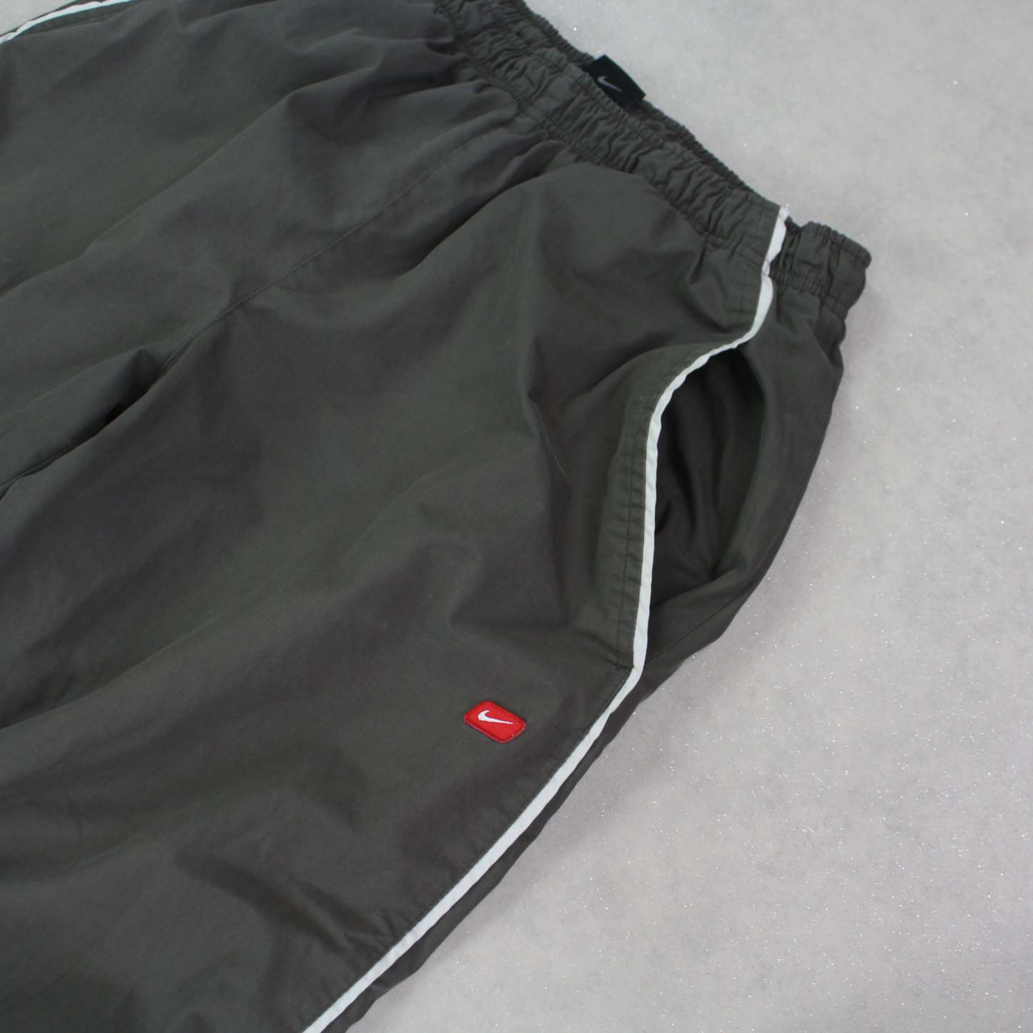 RARE 00s Trackpants Green-Maverick