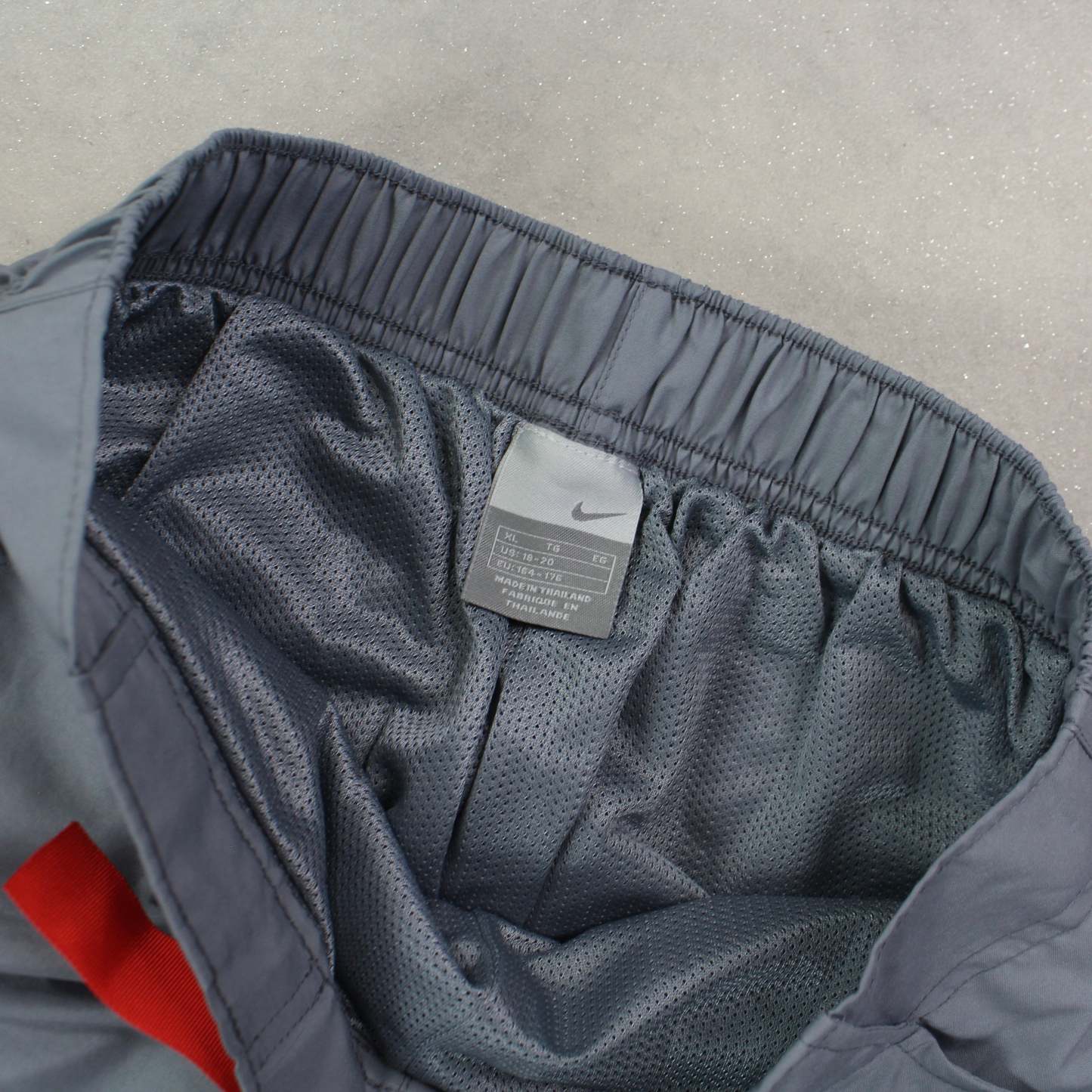 RARE 00s Trackpants Grey-Maverick