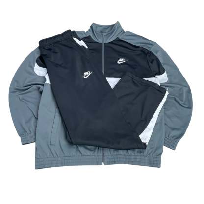 Tracksuit-Maverick