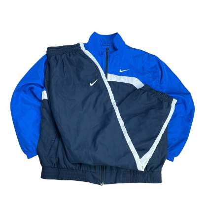Tracksuit-Maverick