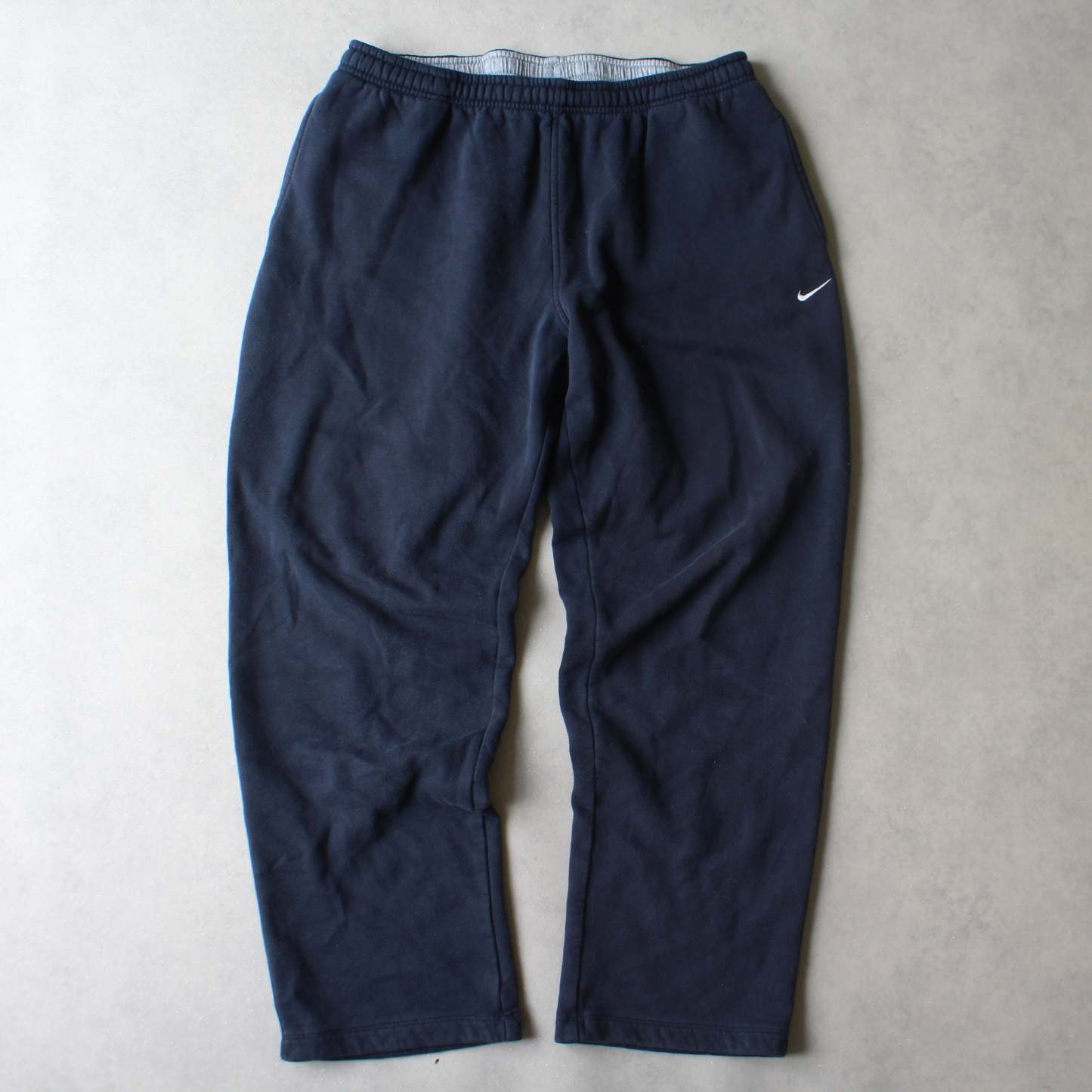 RARE 2000s Joggers Navy-Maverick