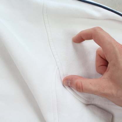 RARE 2000s  Heavyweight Sweatshirt White-Maverick