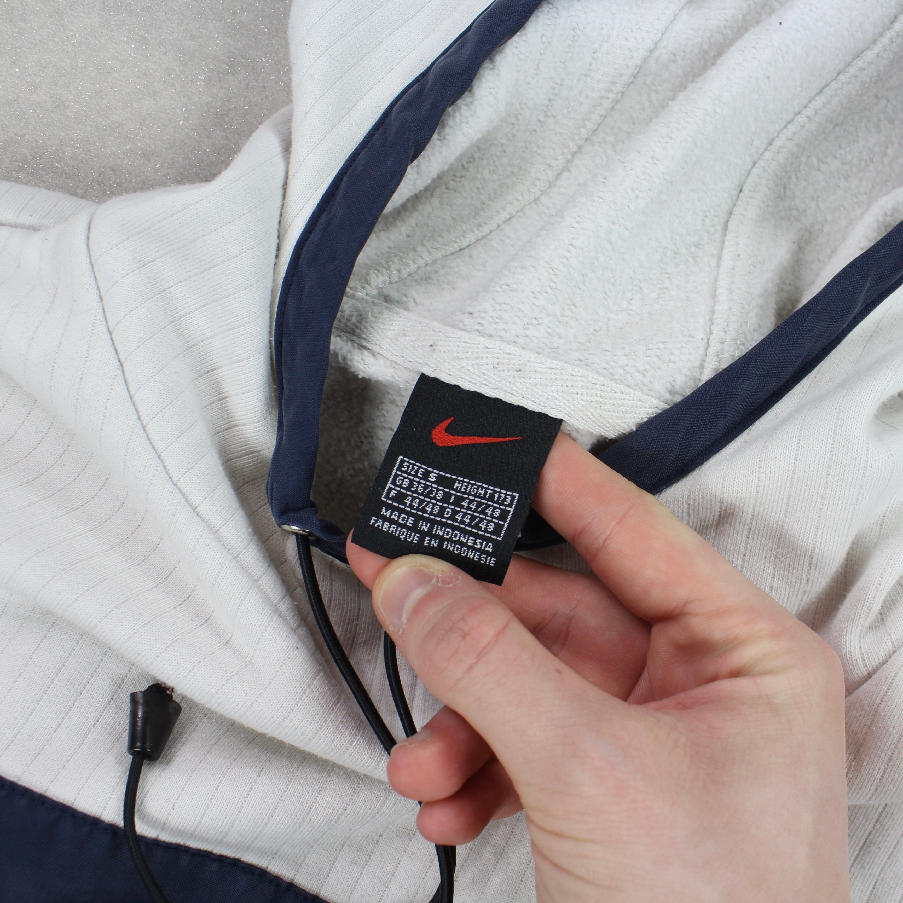 SUPER RARE 1990s  Hoodie Cream-Maverick