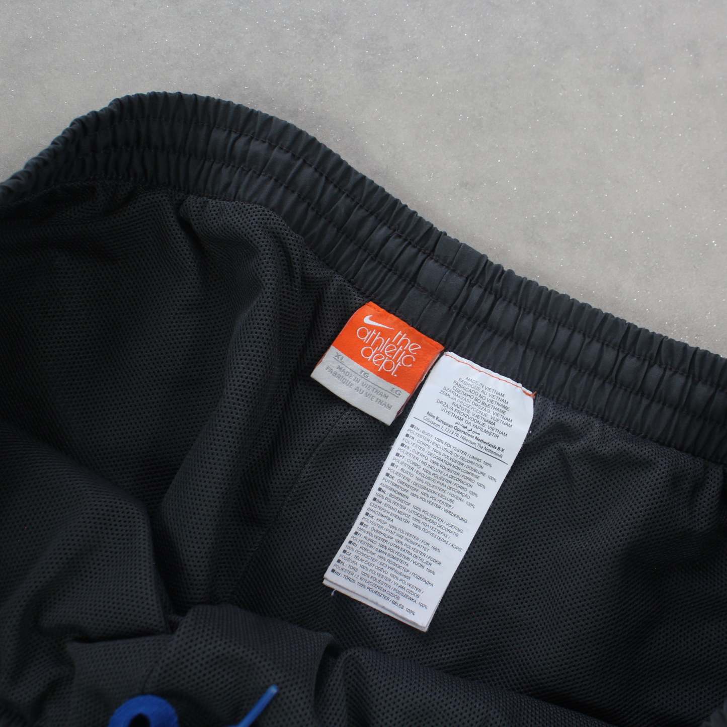 RARE 2000s Trackpants Grey-Maverick