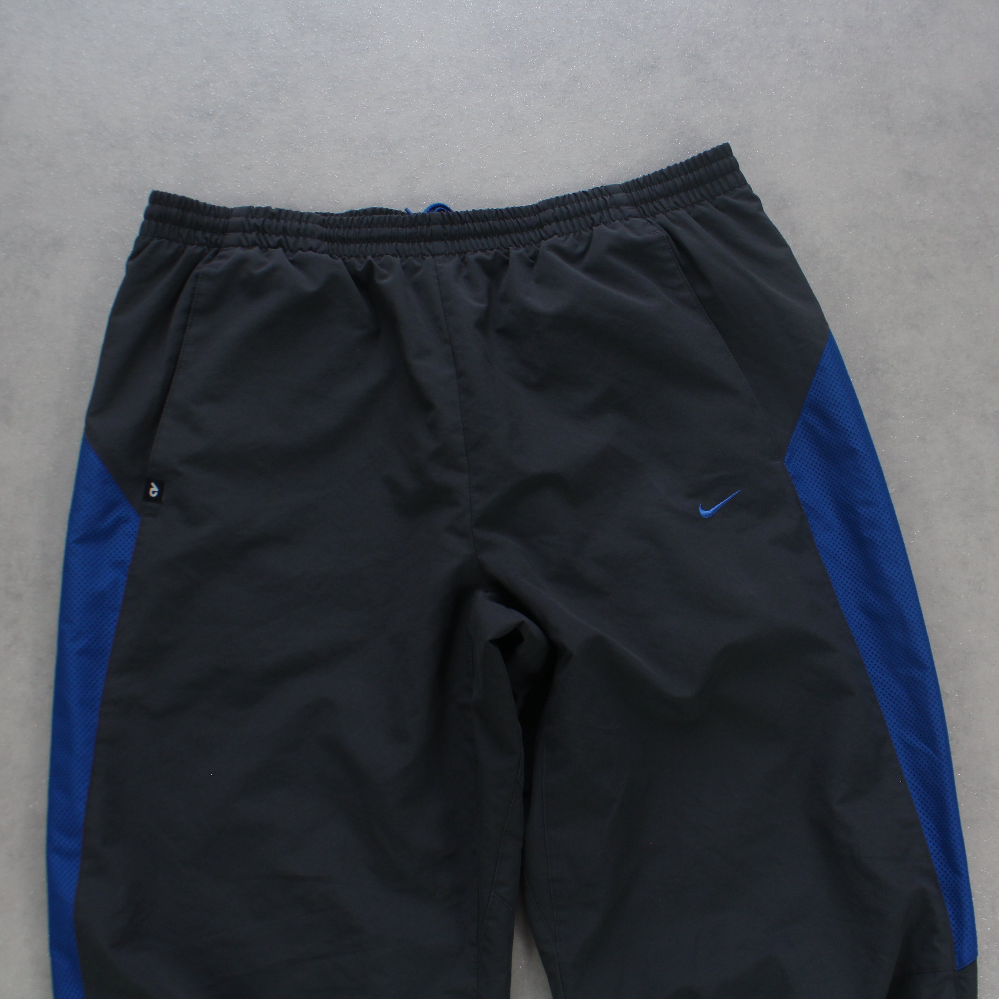 RARE 2000s Trackpants Grey-Maverick