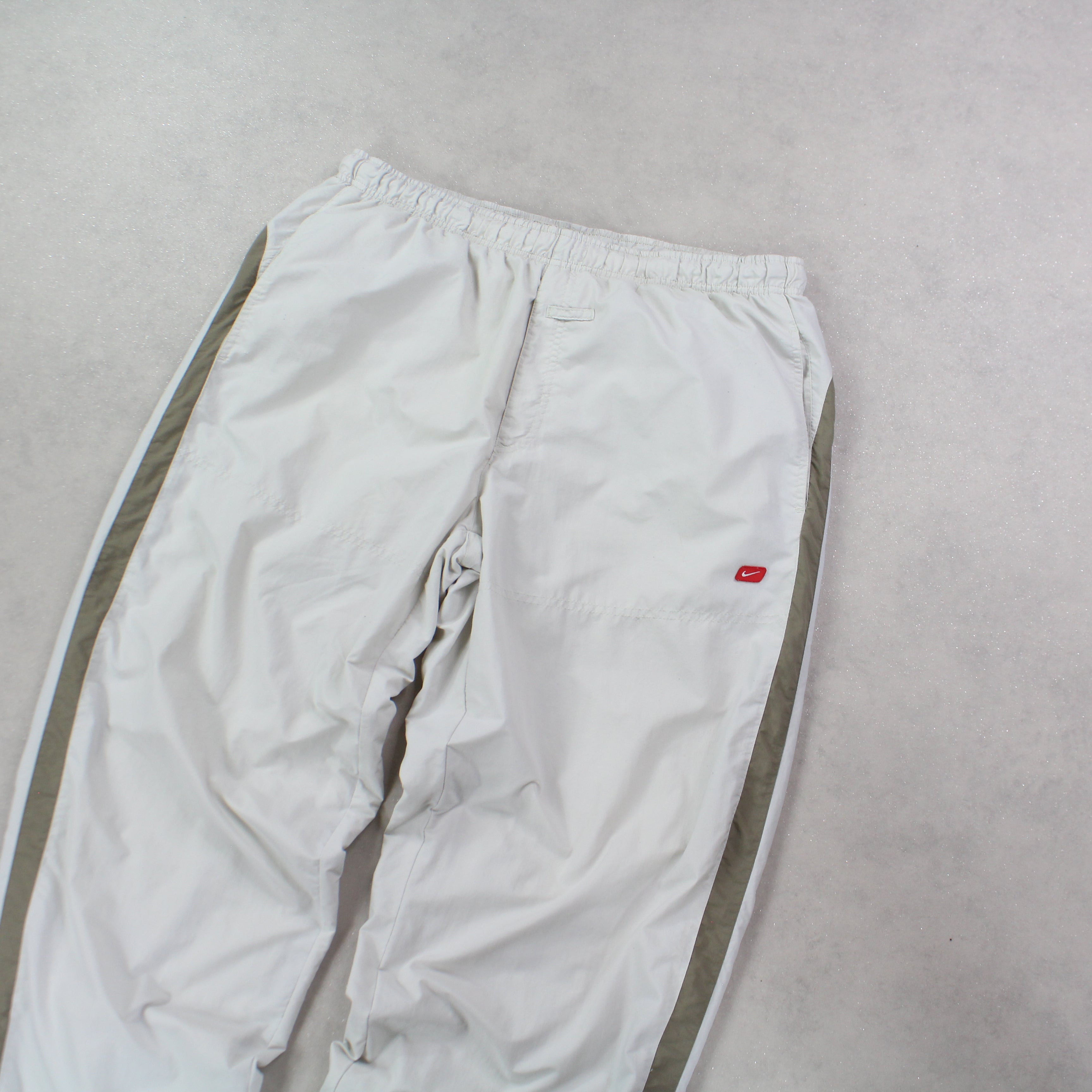 RARE 2000s Trackpants Cream-Maverick