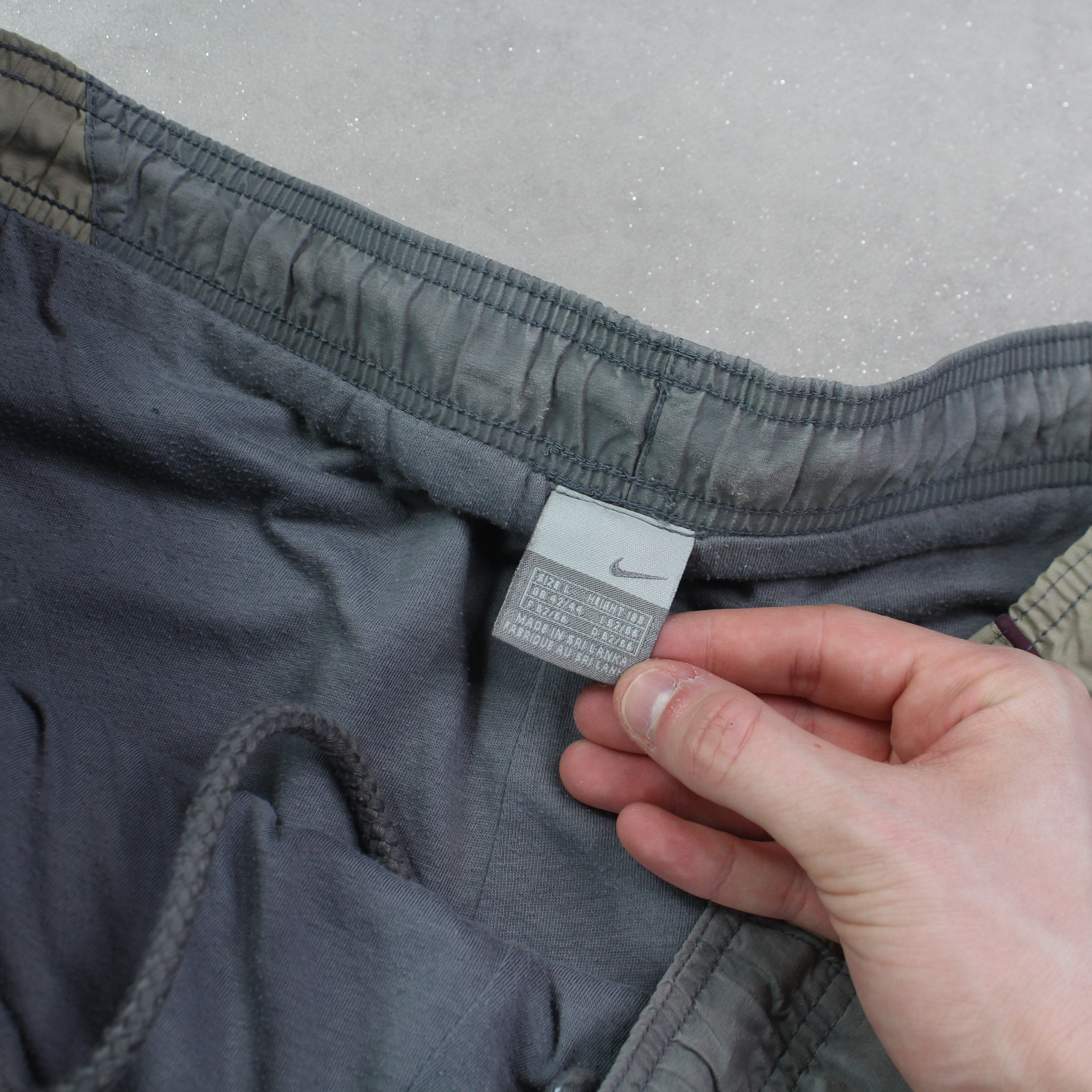 RARE 2000s Trackpants Grey-Maverick