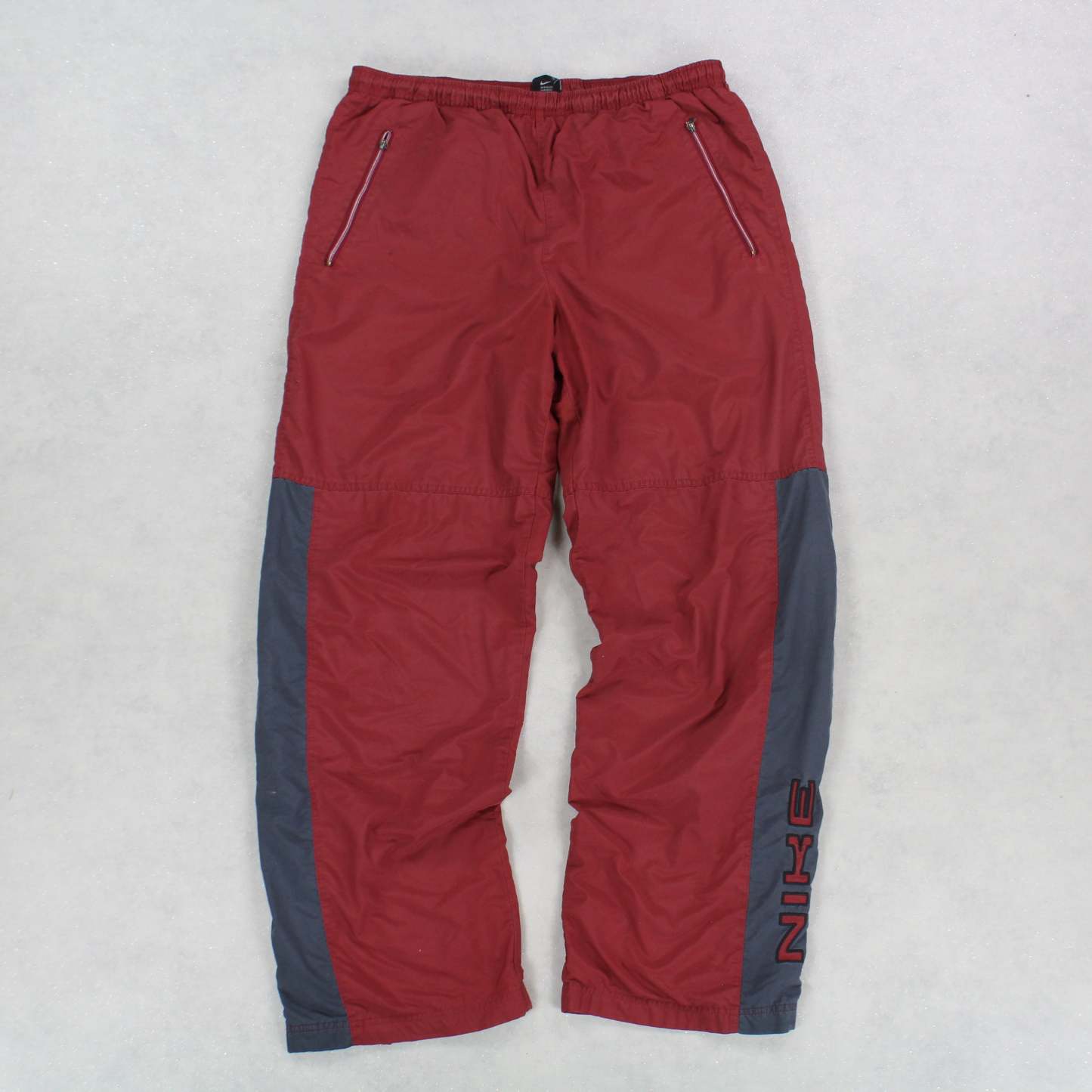 RARE 2000s Baggy Trackpants Red-Maverick