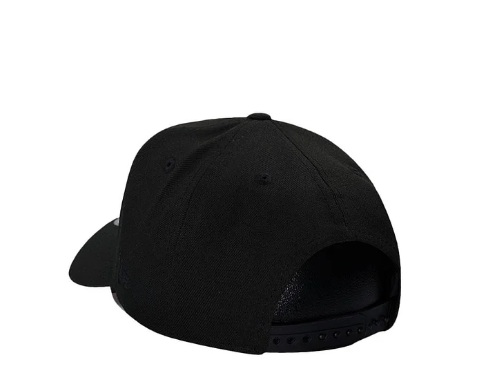 NEW ERA NEW YORK YANKEES WORLD SERIES 1999 BLACK AND RED 9FORTY A FRAME SNAPBACK HAT-Maverick