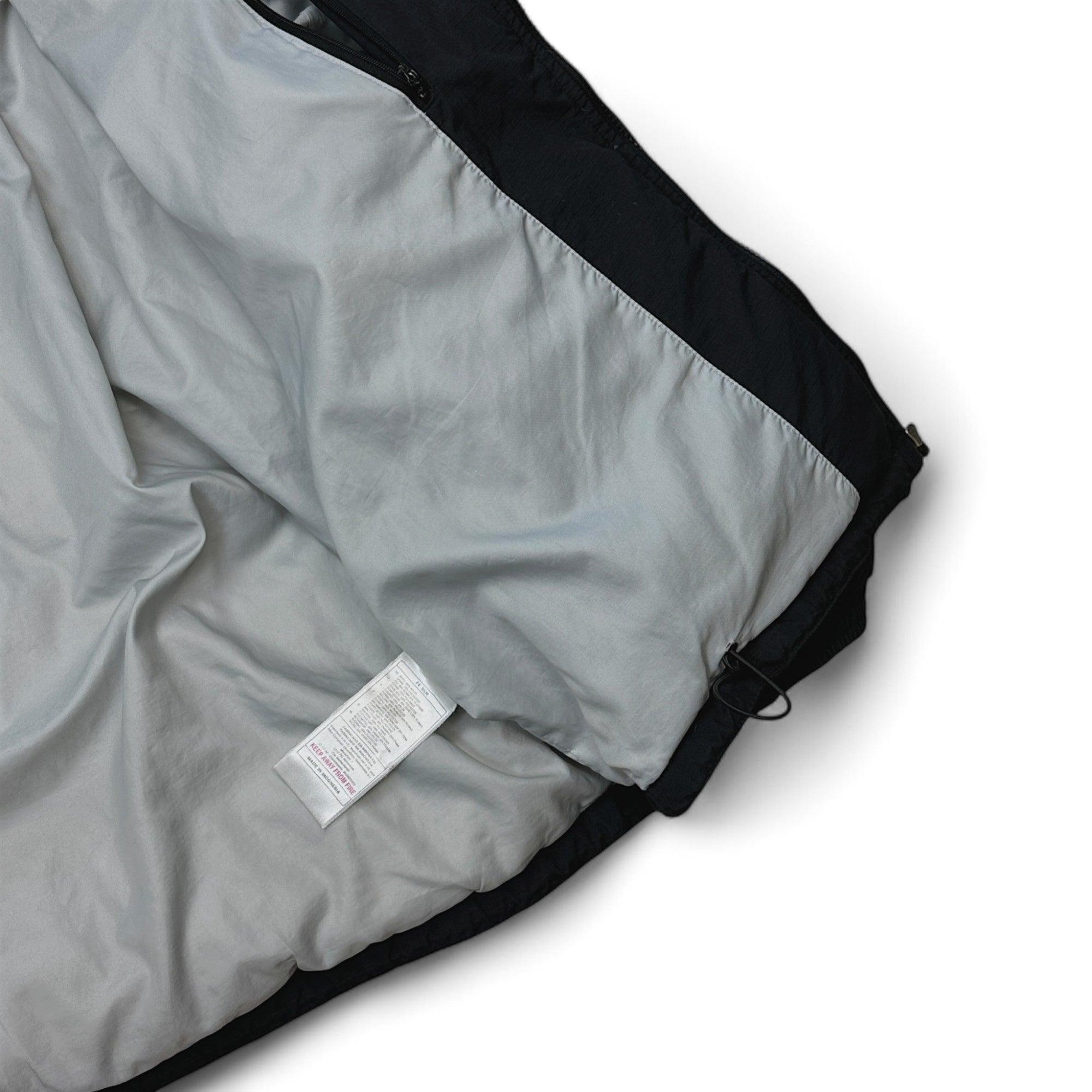 Vintage 90s Rare Down Spellout Pufferjacke Schwarz