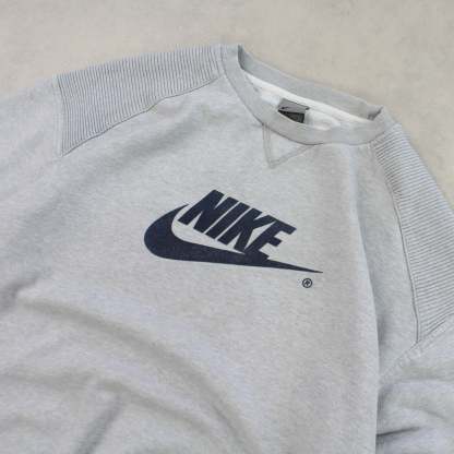 RARE 2000s Heavyweight  Sweatshirt Grey-Maverick