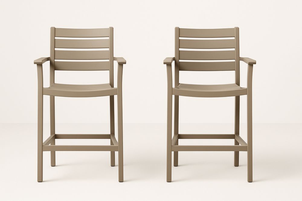 Kültéri karosszékek polipropilén anyagból, Homokszínű