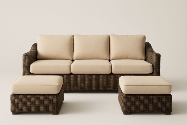 Polietilén fonott háromszemélyes kanapé szett bézs párnákkal