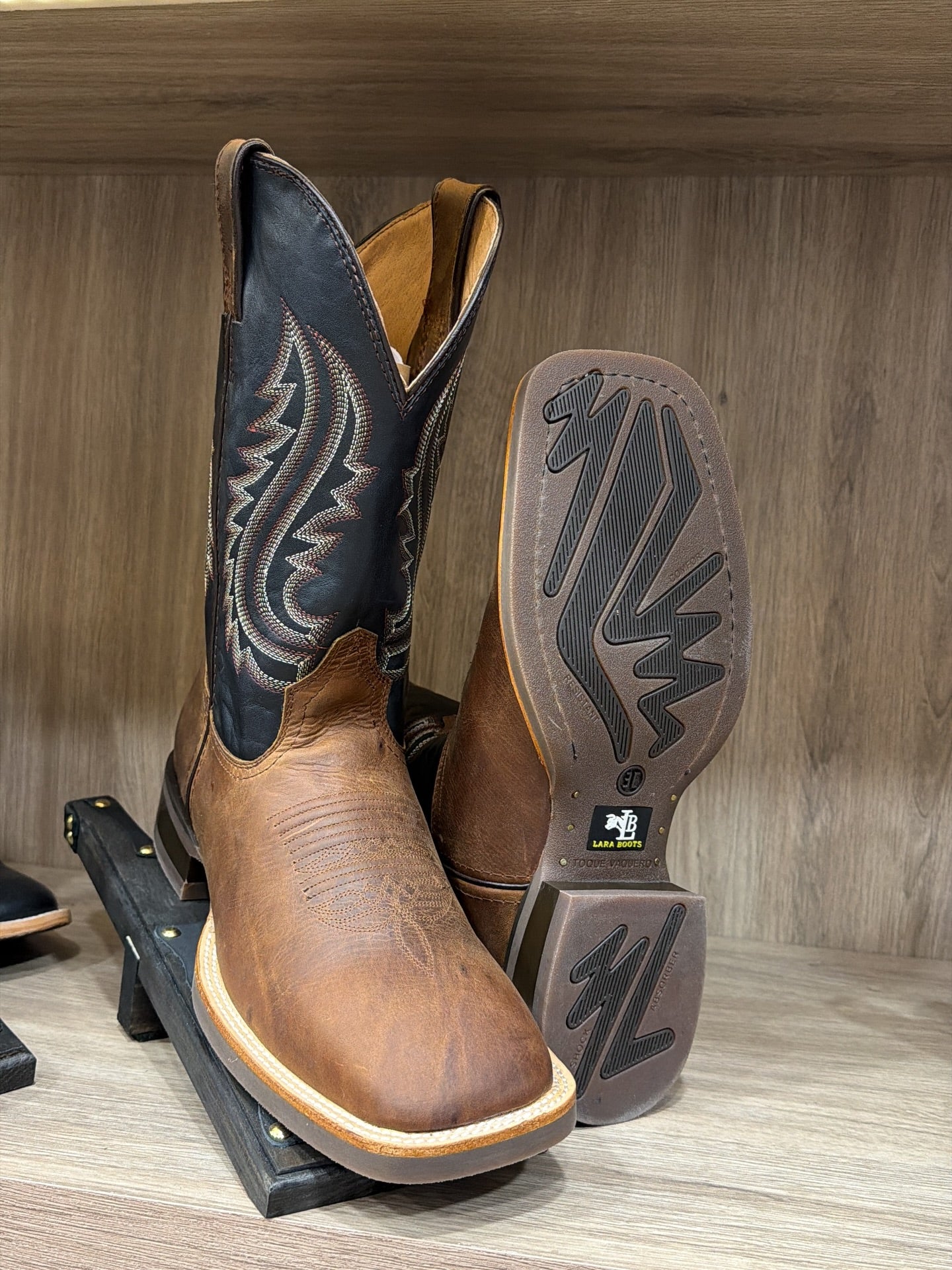 Vintage Handcrafted Western Embroidered Cowboy Boots