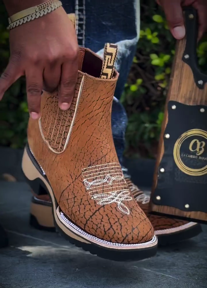 Men's Cracked Leather Square Toe Cowboy Boots