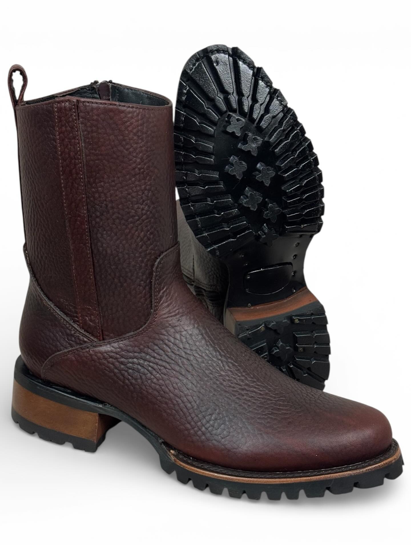 Vintage Scratch-Resistant Ranch Boots