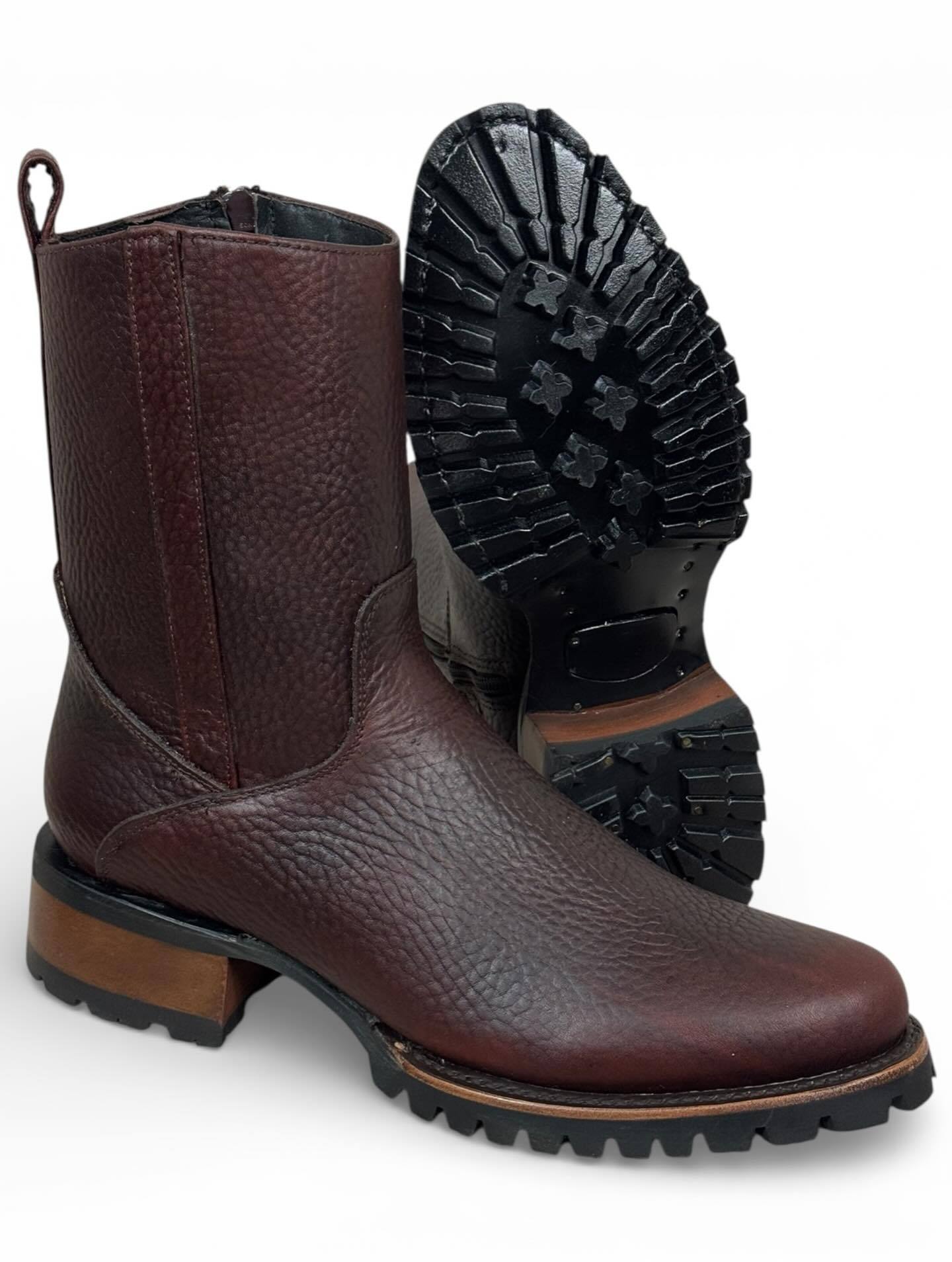 Vintage Scratch-Resistant Ranch Boots