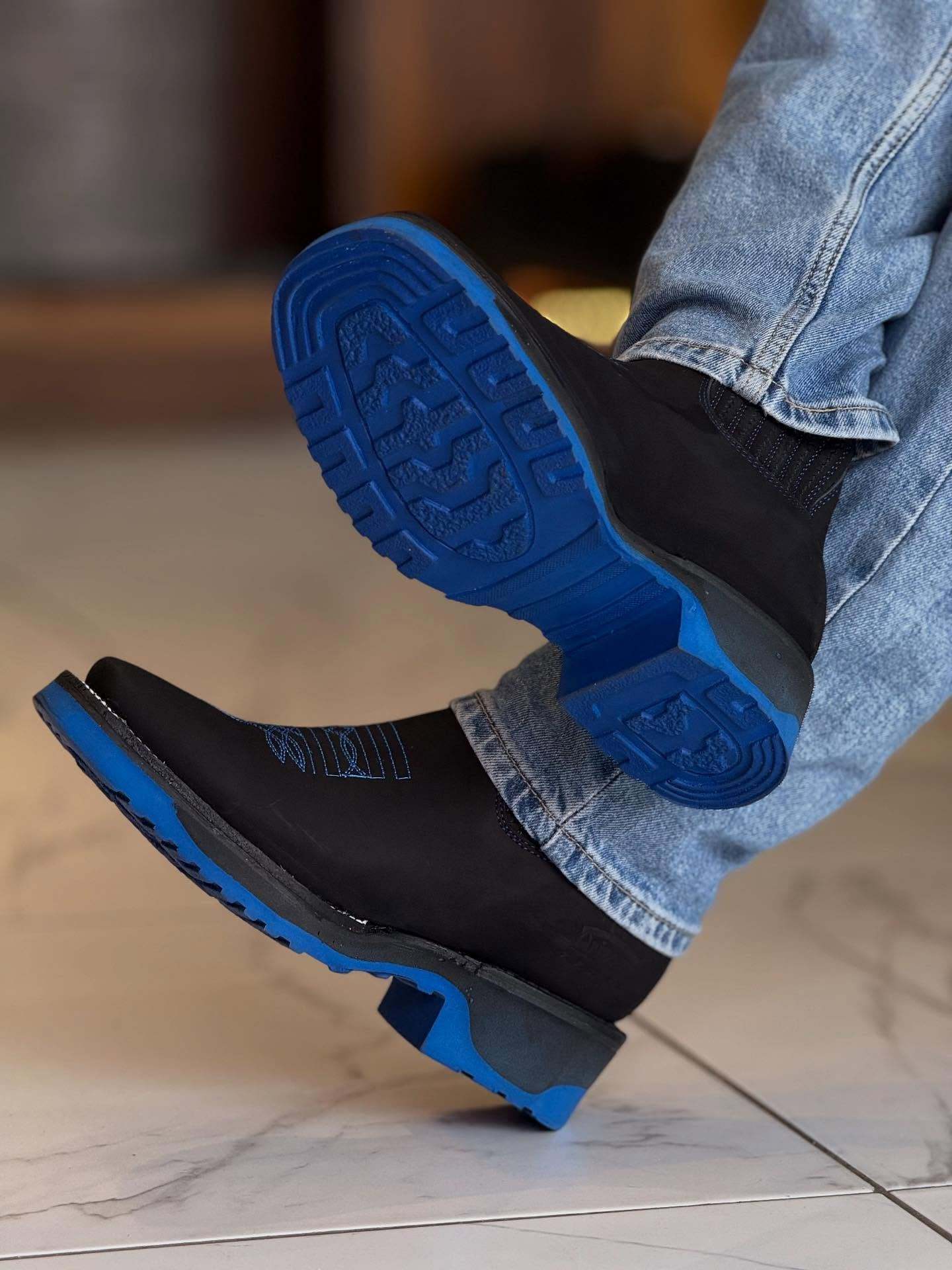 Zeus Western Embroidered Ankle Boots