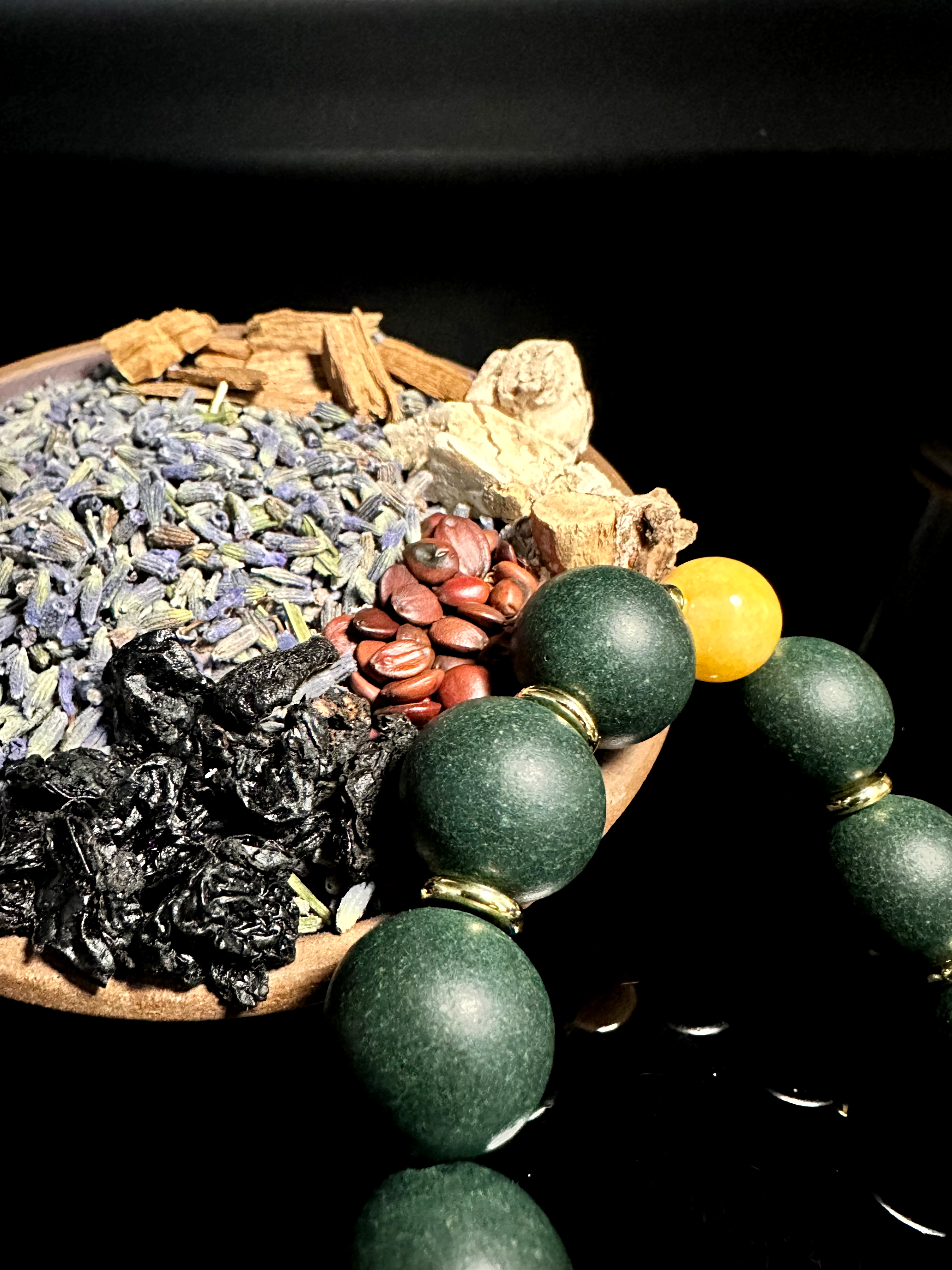 HYLEA Serene Lavender Agarwood Beads | Natural Calm & Restful Sleep Scent | Ancient Chinese Aromatherapy