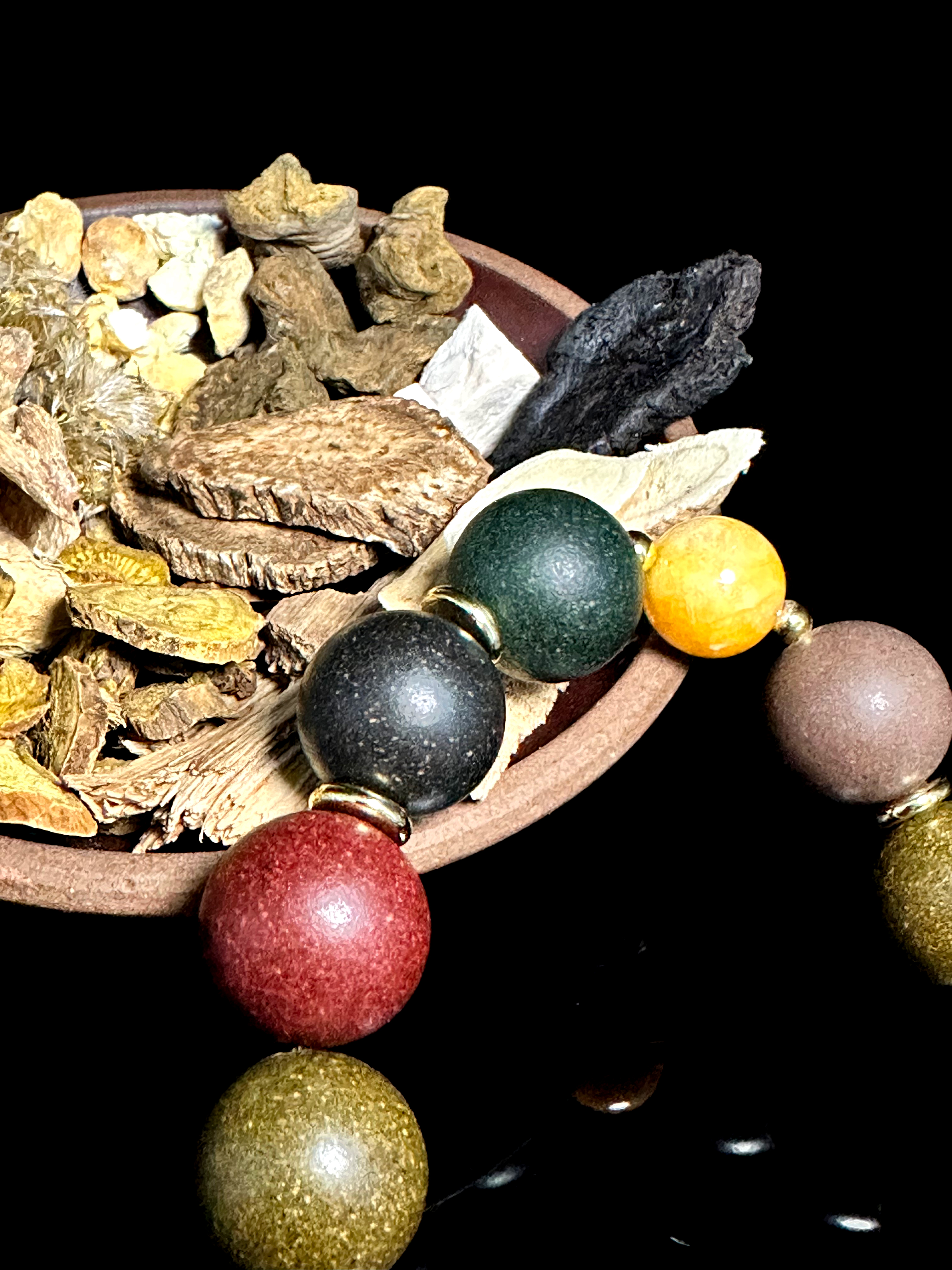 HYLEA Five Elements Balance Beads | Grounding TCM Herbal Scent | Holistic Harmony Aromatherapy