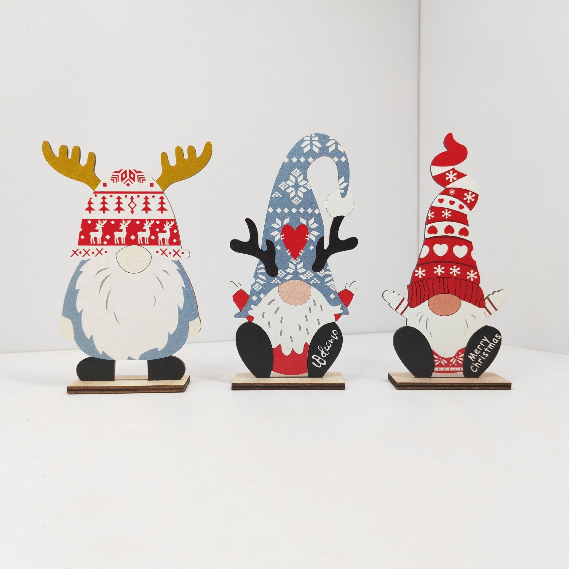 Christmas Table Centerpiece Decorations, Xmas Wooden Gnome Table Decorations Signs, Merry Christmas Table Toppers for Holiday Home Party Indoor Decor