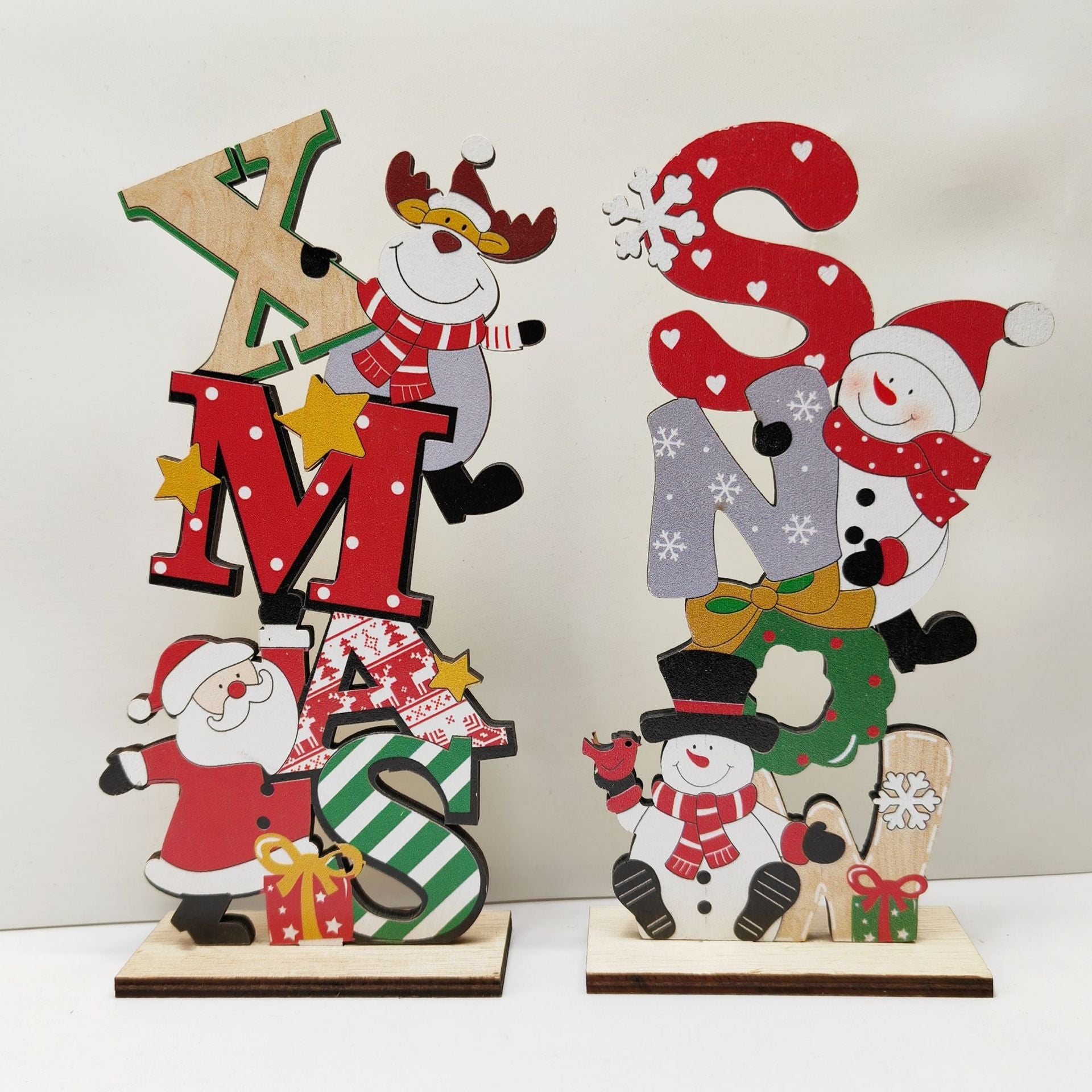 Christmas Table Centerpiece Decorations, Xmas Wooden Gnome Table Decorations Signs, Merry Christmas Table Toppers for Holiday Home Party Indoor Decor