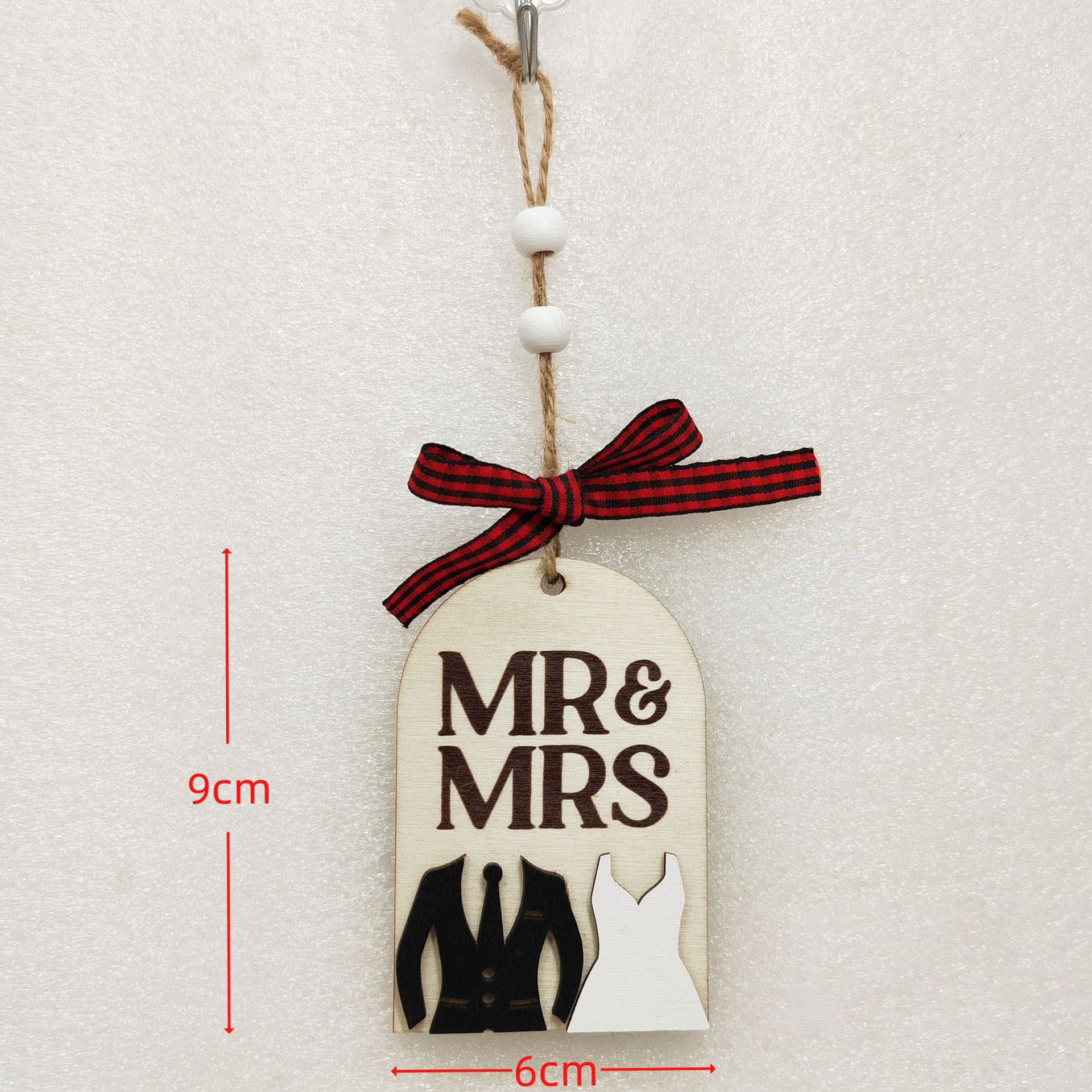 14PCS Wooden Christmas Decor Set, Mini House Ornaments with Hanging Loops, Festive Tree & Mantel Display, Rustic Holiday Tabletop Village Decor