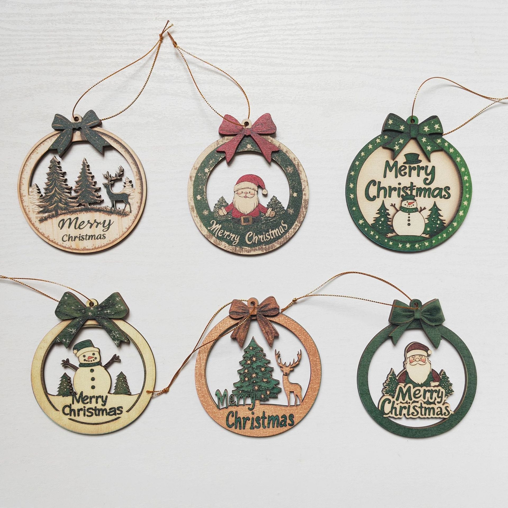6pcs Christmas Farmhouse Rustic Ornaments Set for Christmas Tree Decorations Hanging 3D Glitter Reindeer Wood Tree Ornaments Round Wooden Christmas Tree Decorations Gift Tags