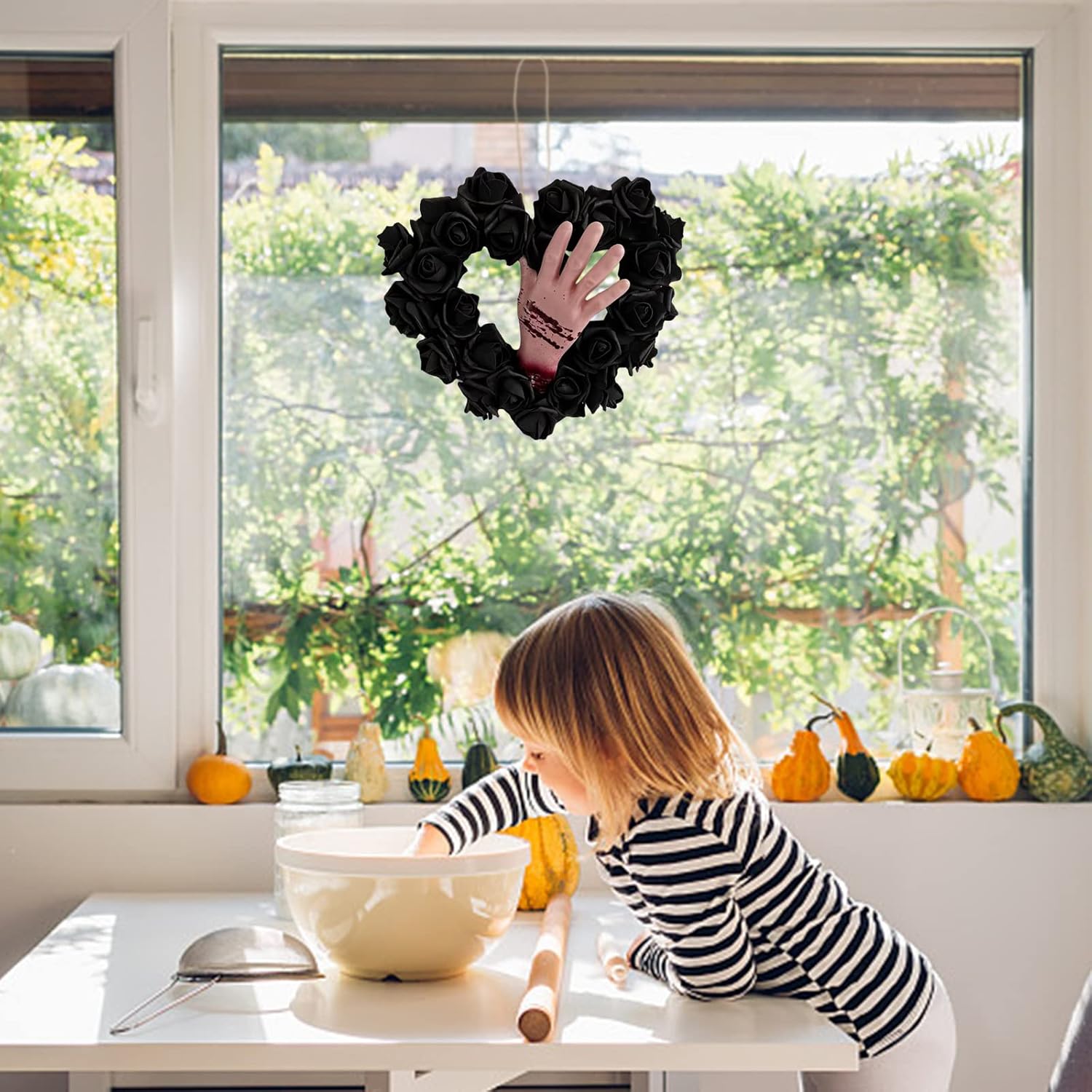 Halloween Bloody Hands Black Rose Wreath for Front Door,13.8 Inch Artificial Rose Heart-Shaped Rattan Wreath,Horror Wreath Hanging Ornament for Wall Window Halloween Decoration