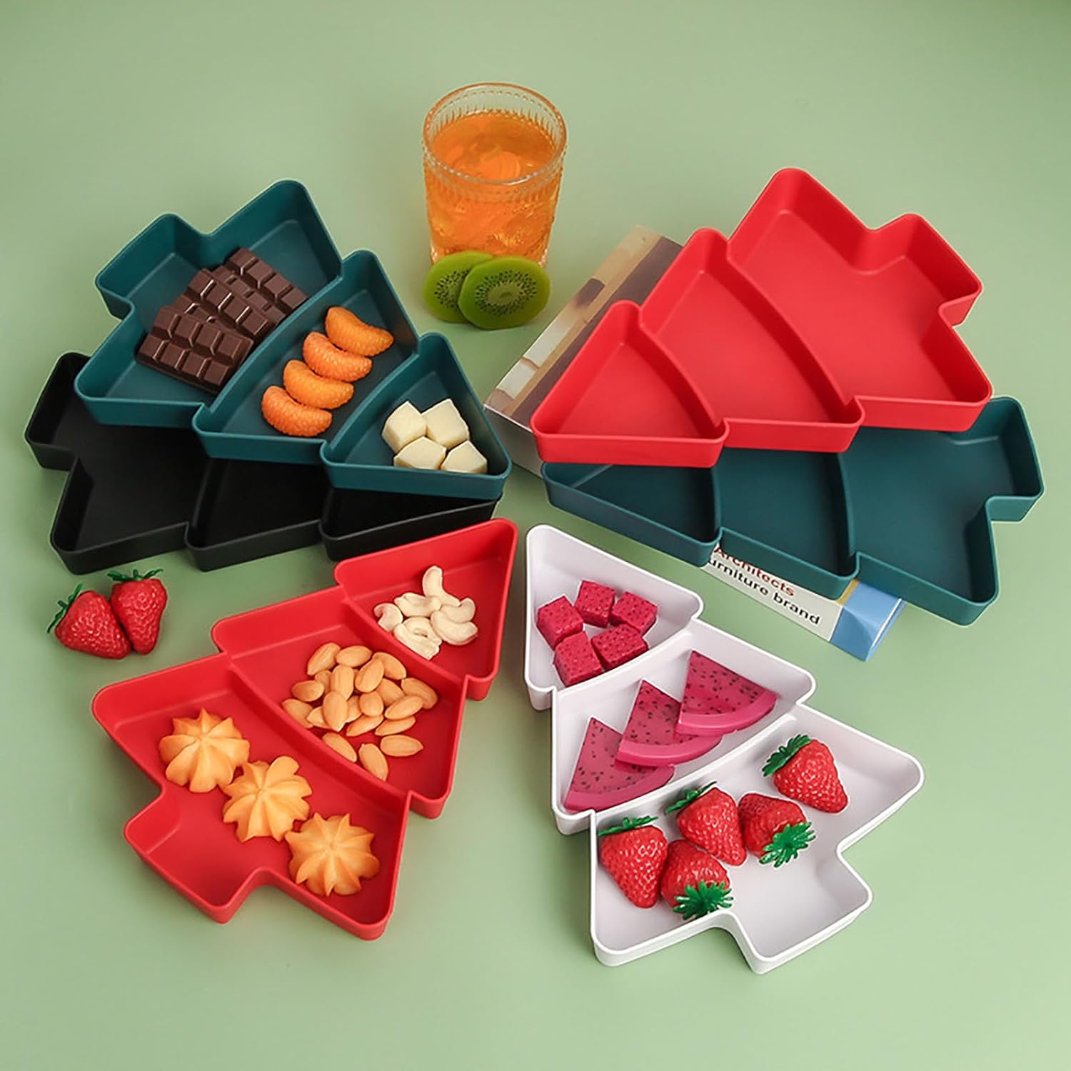 Christmas Tree Shaped Plates Plastic Christmas Tree Tray Snack Appetizer Tray Plastic Serving Tray 3 Compartment Multifunction Food Serving Platter for Christmas Holiday Party Supplies