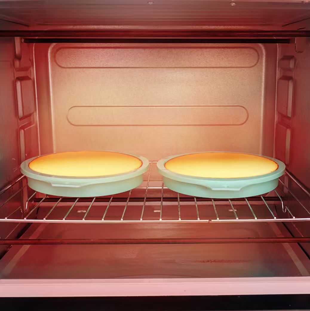 Round Silicone Cake Pan Non-Stick Food Grade Chiffon Mousse Layer Cake Baking Mold for Oven, Available in 4/6/8 Inch Sizes