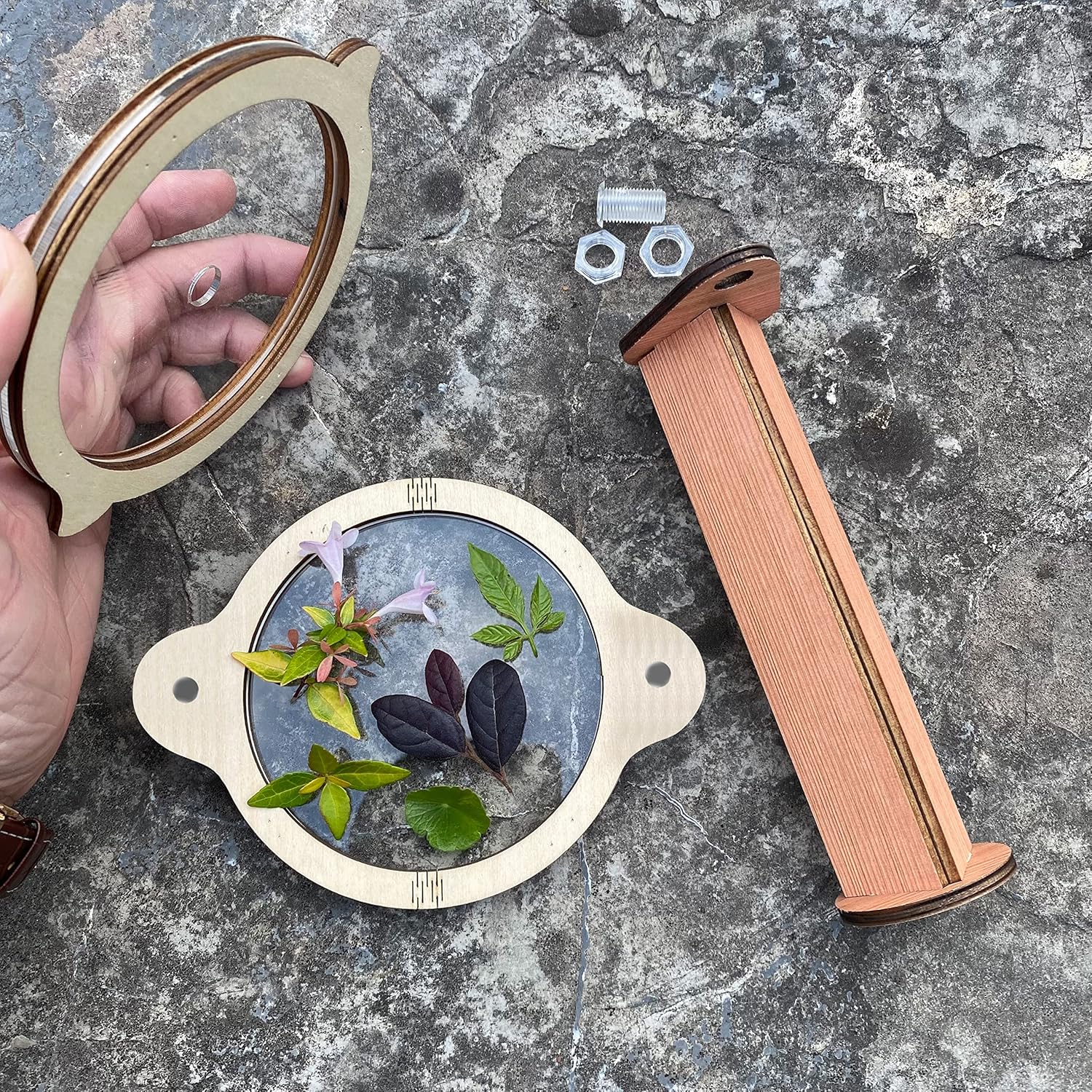 Natural DIY Kaleidoscope Kit for Kids, Newest Outdoor Classic Handmade Education Toys, Magic Wooden Rotating Kaleidoscope Making Set, Best Gift for Nature Lovers (1 Pc Planets)