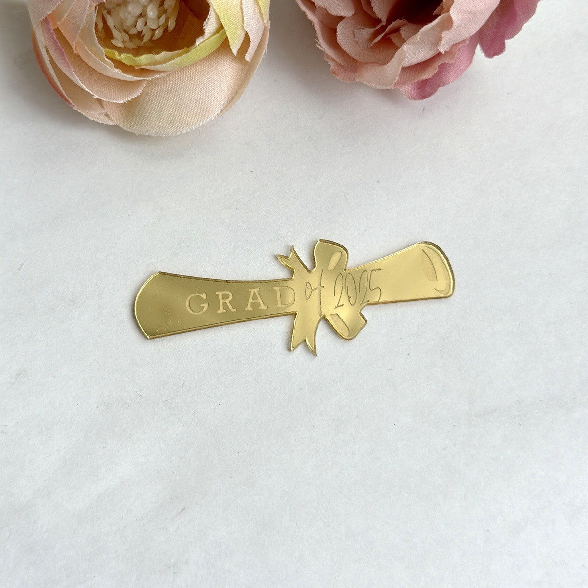 Classic Graduation Cake Toppers | Gold-Foiled Congratulations Inserts with Academic Motifs, Reusable Decor for Graduation Ceremonies & Honor Celebrations, Formal Dessert Table Accents