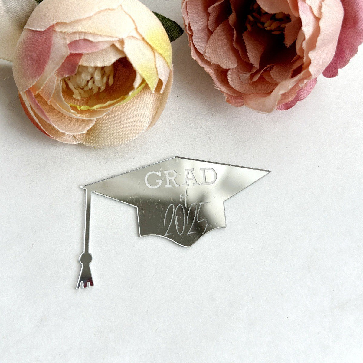 Classic Graduation Cake Toppers | Gold-Foiled Congratulations Inserts with Academic Motifs, Reusable Decor for Graduation Ceremonies & Honor Celebrations, Formal Dessert Table Accents