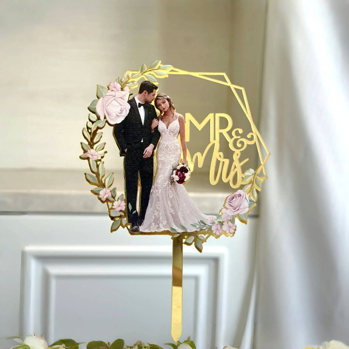 Mr & Mrs Cake Topper - Wooden Leaves Wreath Wedding Cake Toppers Bride and Groom Party Cake Decorations Supplies