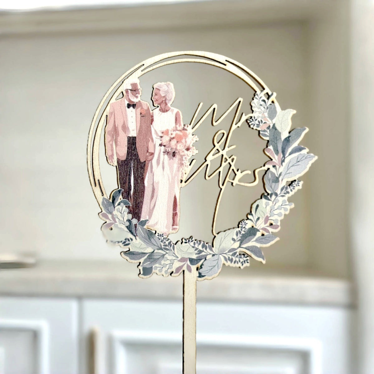 Mr & Mrs Cake Topper - Wooden Leaves Wreath Wedding Cake Toppers Bride and Groom Party Cake Decorations Supplies