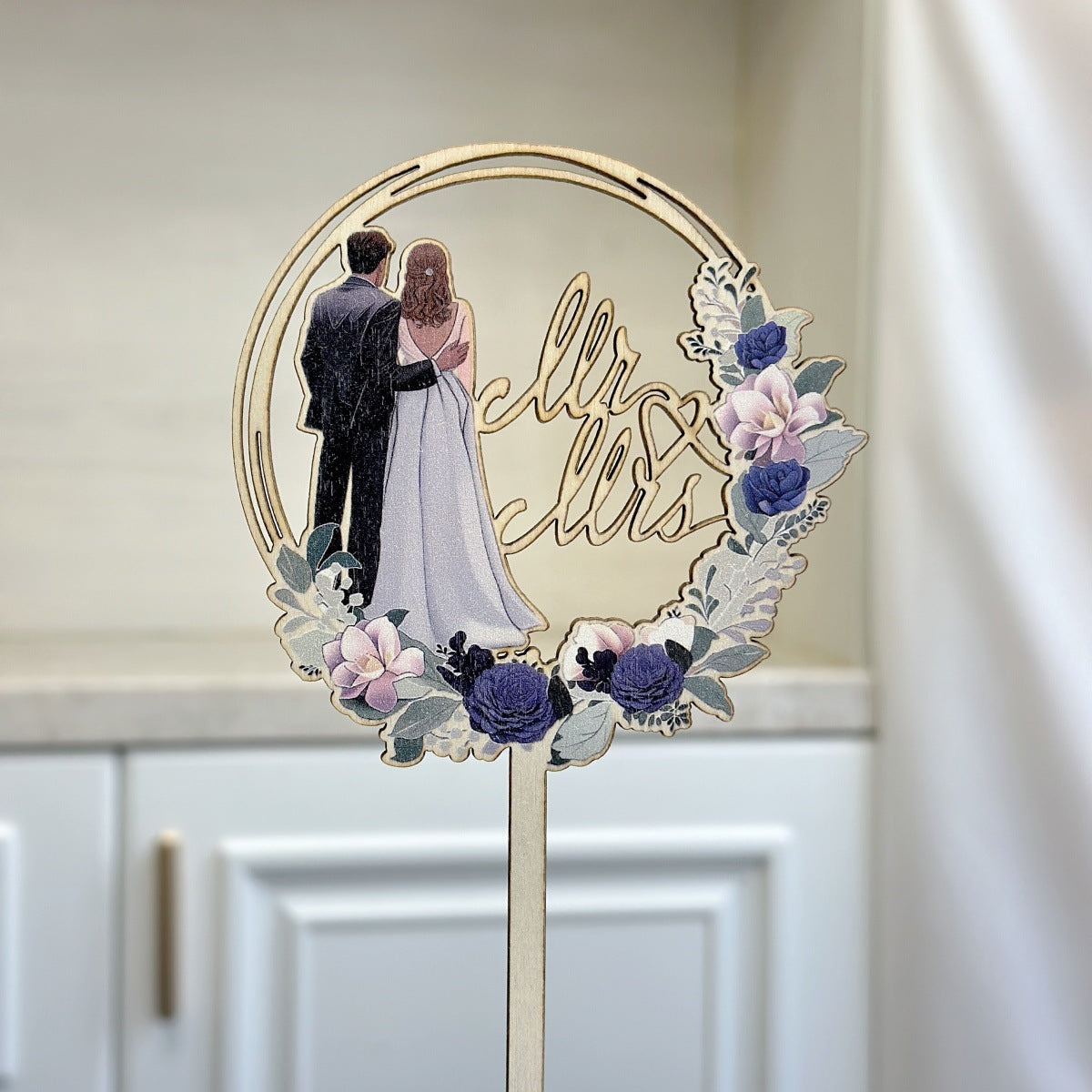 Mr & Mrs Cake Topper - Wooden Leaves Wreath Wedding Cake Toppers Bride and Groom Party Cake Decorations Supplies