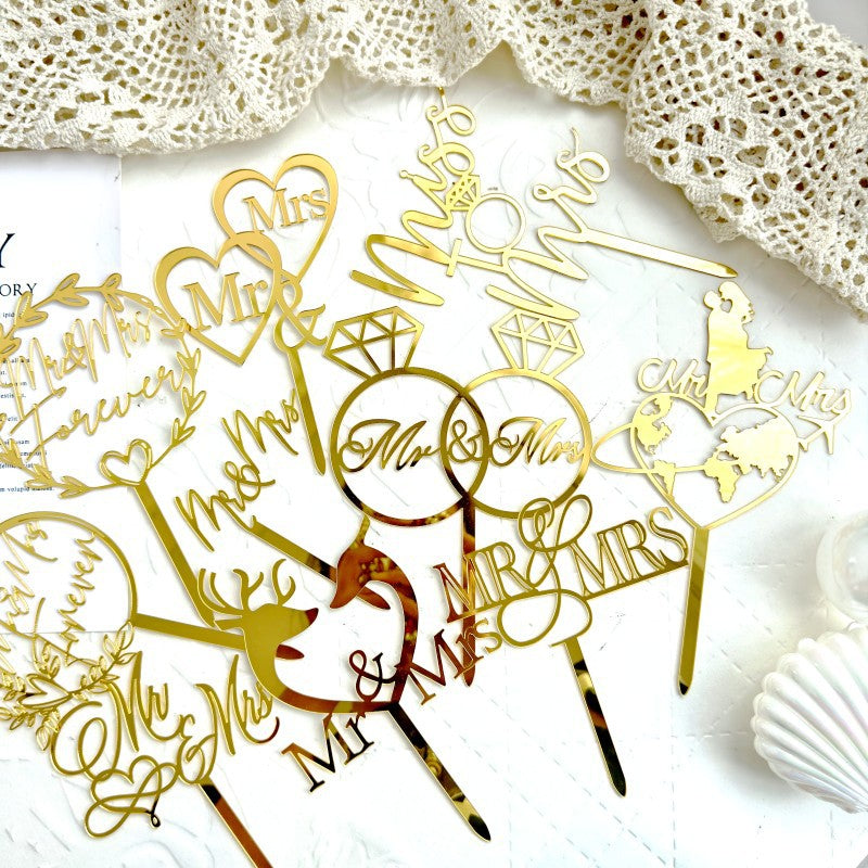 Mr And Mrs Cake Topper Acrylic Wedding Cake Toppers Bride And Groom Mr & Mrs Cake Topper Gold Cake Decorations Cake Decor for Engagement Bridal Shower Anniversary Cake Decoration Supplies