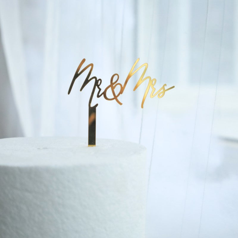 Mr And Mrs Cake Topper Acrylic Wedding Cake Toppers Bride And Groom Mr & Mrs Cake Topper Gold Cake Decorations Cake Decor for Engagement Bridal Shower Anniversary Cake Decoration Supplies