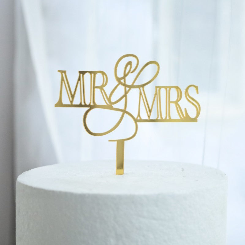 Mr And Mrs Cake Topper Acrylic Wedding Cake Toppers Bride And Groom Mr & Mrs Cake Topper Gold Cake Decorations Cake Decor for Engagement Bridal Shower Anniversary Cake Decoration Supplies
