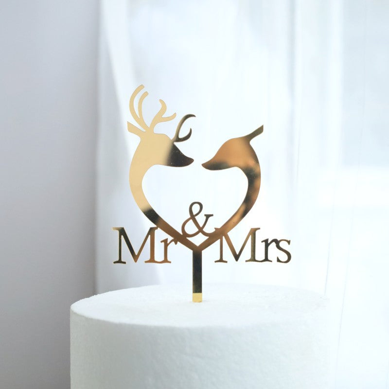 Mr And Mrs Cake Topper Acrylic Wedding Cake Toppers Bride And Groom Mr & Mrs Cake Topper Gold Cake Decorations Cake Decor for Engagement Bridal Shower Anniversary Cake Decoration Supplies