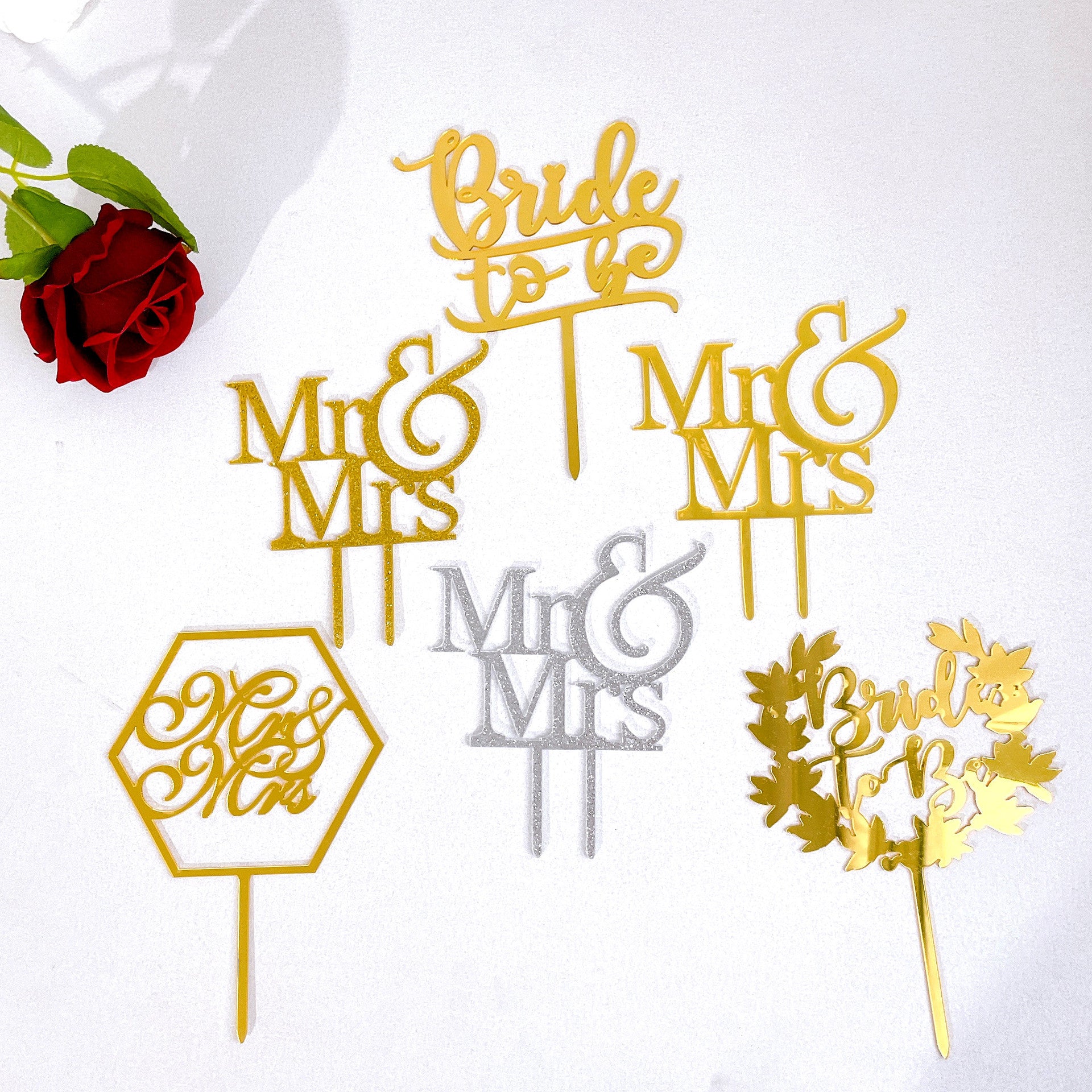 11PCS Mr & Mrs Cupcake Toppers Glitter Love Heart Cupcake Picks Wedding Engagement Cake Decorations for Bridal Shower Theme Birthday Party Supplies Gold