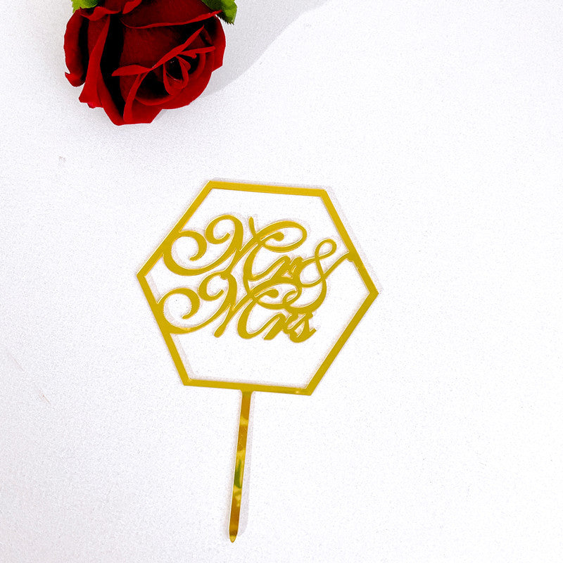 11PCS Mr & Mrs Cupcake Toppers Glitter Love Heart Cupcake Picks Wedding Engagement Cake Decorations for Bridal Shower Theme Birthday Party Supplies Gold