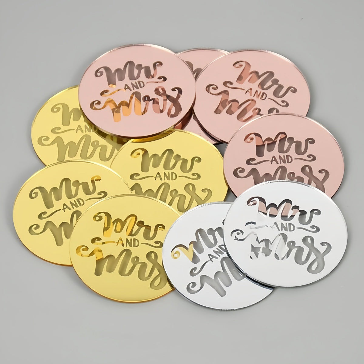 Wedding Gold Acrylic Cupcake Toppers, 3Pcs Round Mr.&Mrs. Cake Discs Mirror Picks, Charm Decoration Wedding Party Supplies