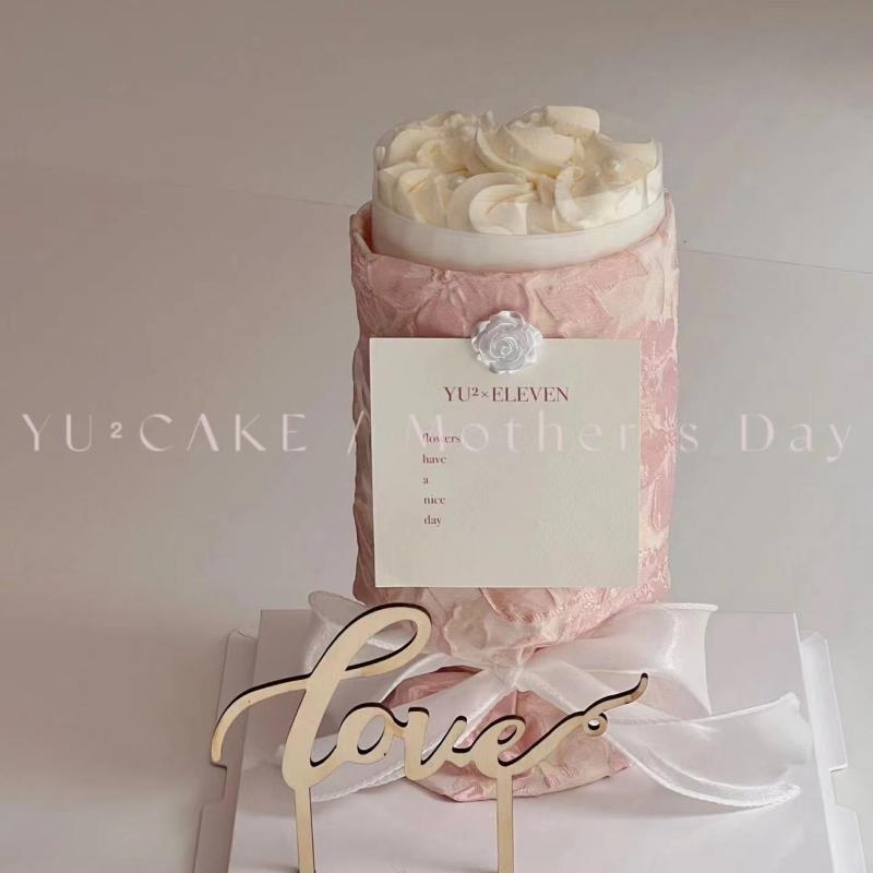 4pcs Bride to Be Cake Topper - Bridal Shower Cake Topper Wood Natural Color,For Wedding Shower/Engagement/Bachelorette Decorations (Wood Bride Topper)