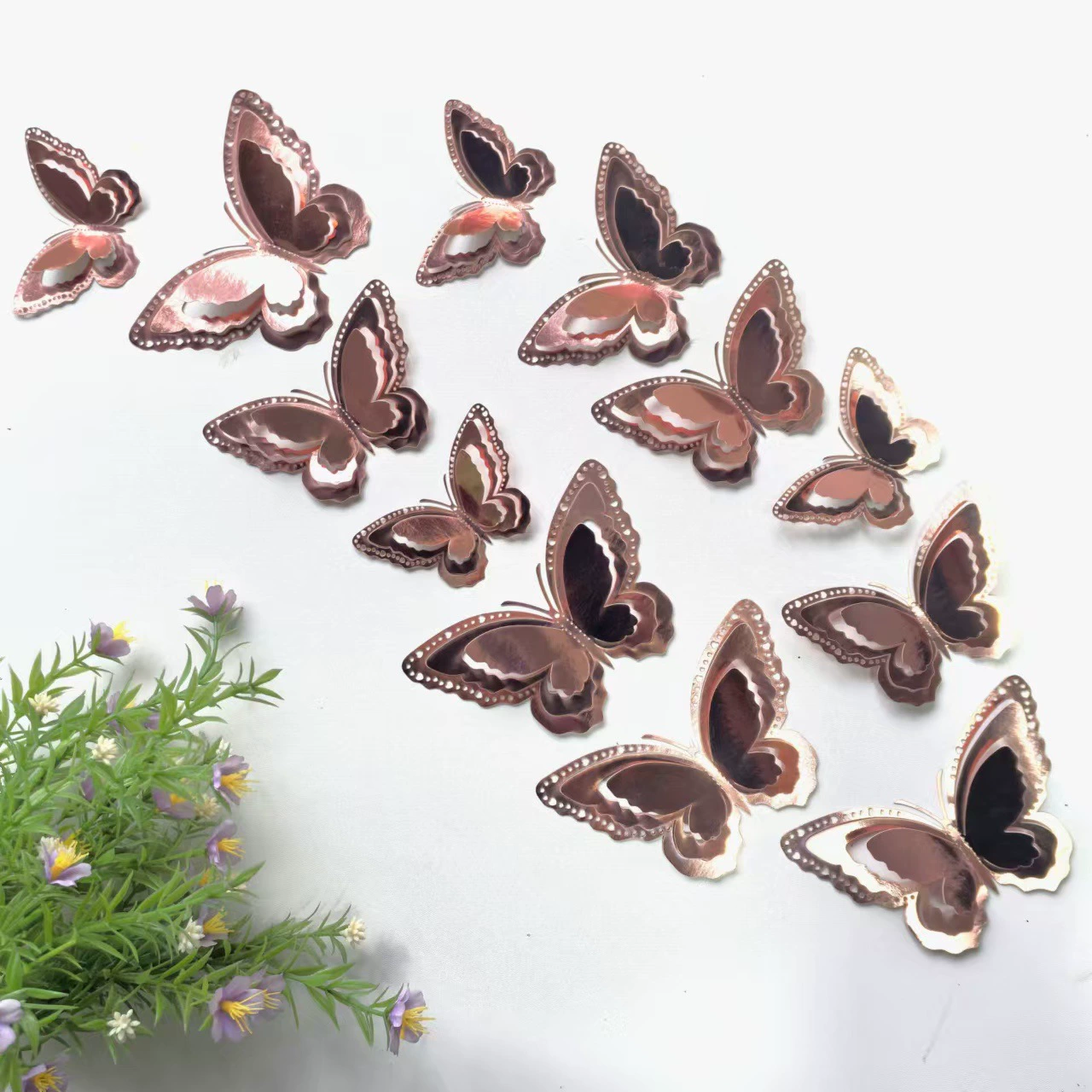 Golden Butterfly Accents: Luxurious Metallic Decor for Walls & Cakes, 12-Piece Elegant Set