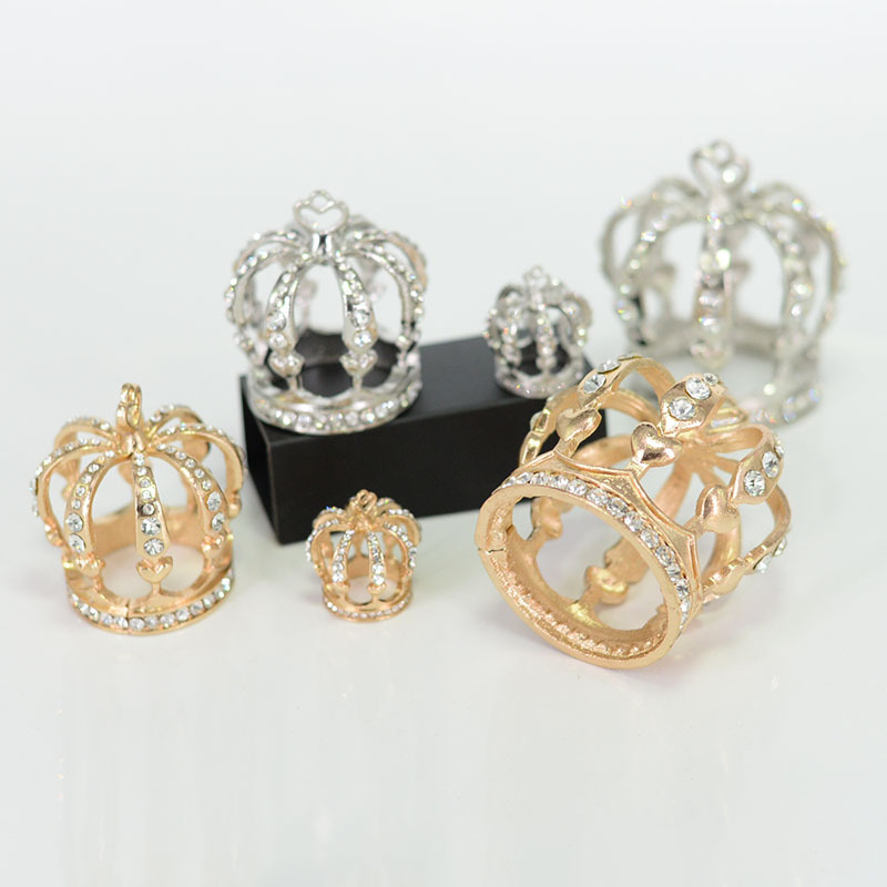 Birthday Decoration Heart-Shaped Alloy Mini Crown - Cake Baking Ornament, Bouquet Accessory & Bottle Lid Decor