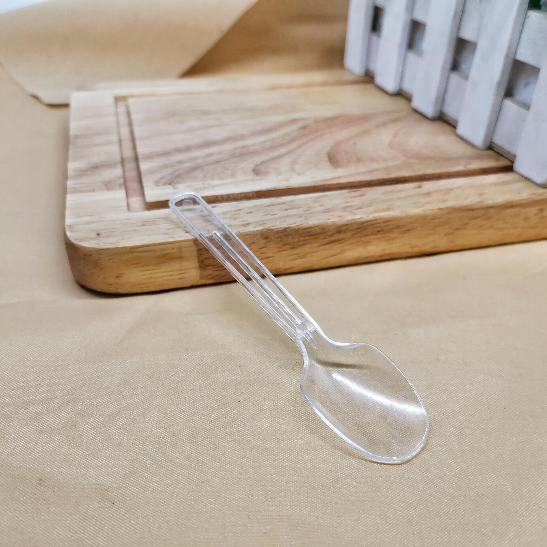 Disposable Plastic Trapezoidal Dessert Cups Gold Mousse Cup Ice Cream Cup Parfait Cup Chocolate Dessert Cup with Spoons