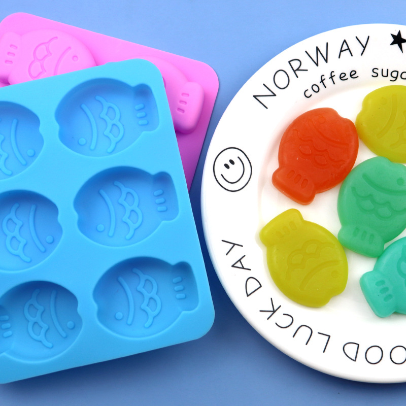 6 Cavity Cute Cartoon Fish Silicone Mold, Oven Safe Baking Mould for Cake, Chocolate, Soap, Candy DIY Making